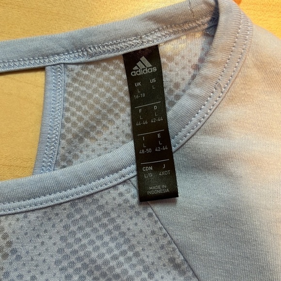 Adidas Burnout T-Shirt Size Large - Picture 8 of 10